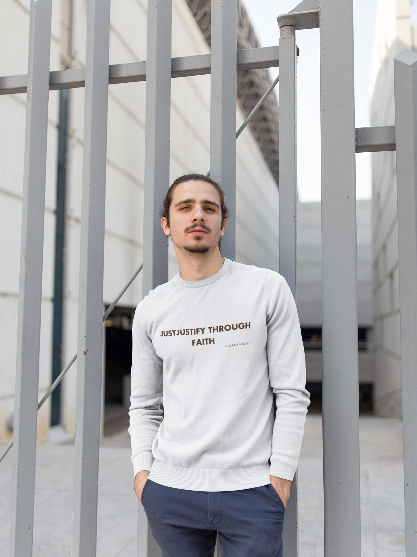 CREWNECK SWEATSHIRT